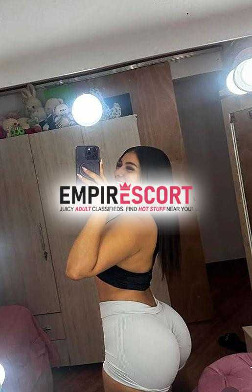 lara louca para dar o cuzinho em todas as posiÇÕes atÉ duas gozadas vem latejar seu pau em mim