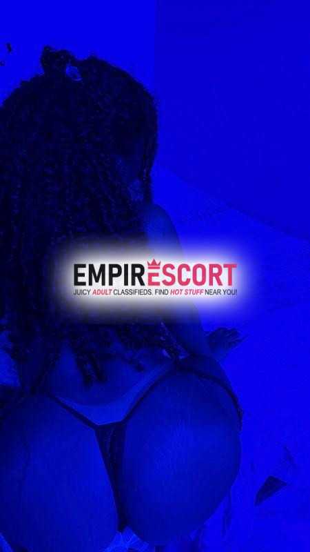 lua 🌙 gostosa com local privado atendimento em dupla