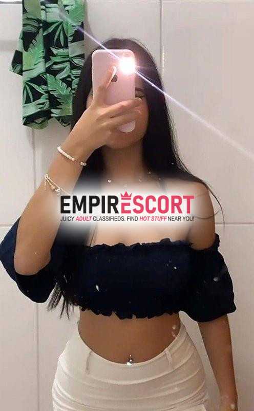 anny novinha magrinha completa