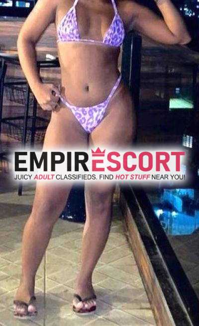brendinha morena mais atraente chegou jovem de corpo sedutor.
