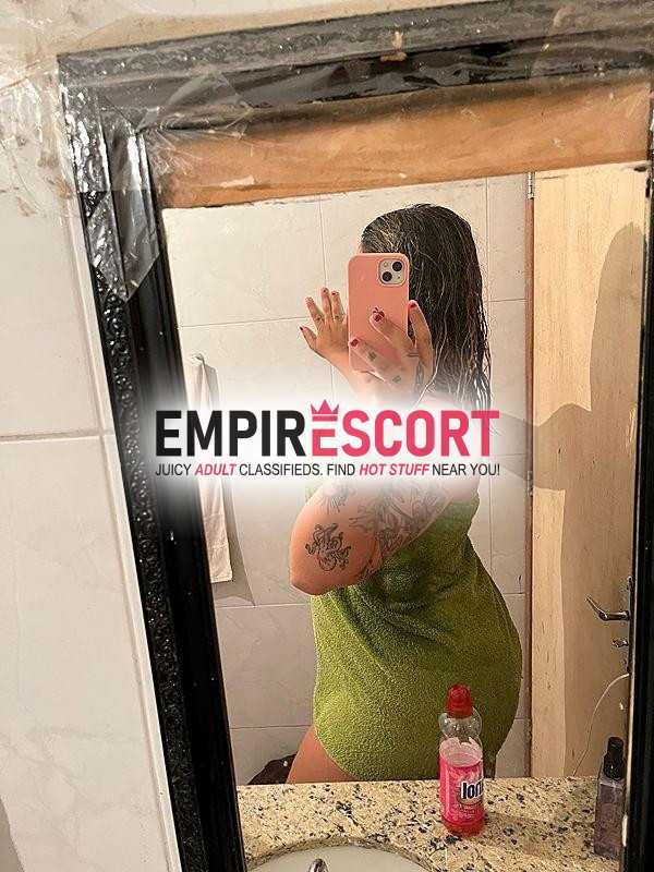 novinha loira e corpuda