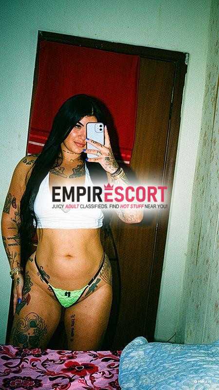 🚨disponÍvel agora com local discreto e saÍda🚨 cavalona tatuada 🤤🥵