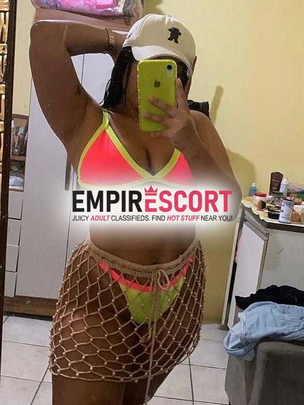 negra espetacular lingua bem diferenciada.

tenho um oral babadinho bem gostososou sem frescura.venha aqui sentir o poder q tem uma negra 