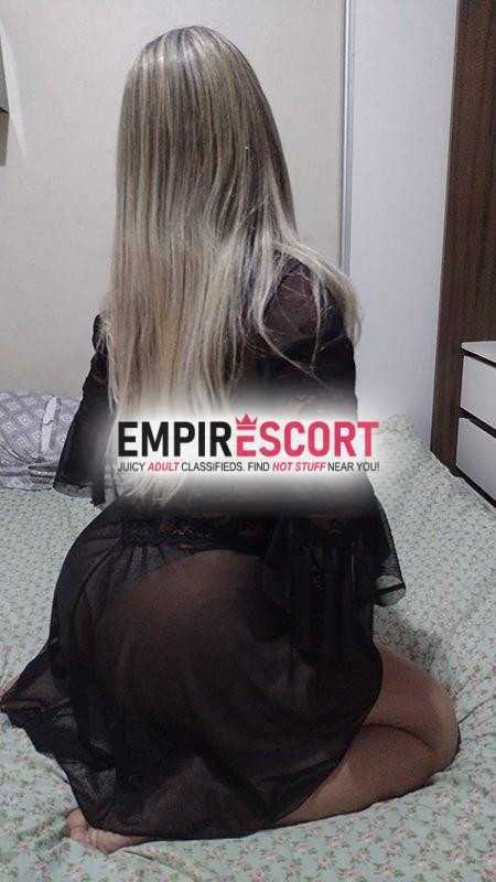 loira especialista em massagem com finalização maravilhosa 🔥