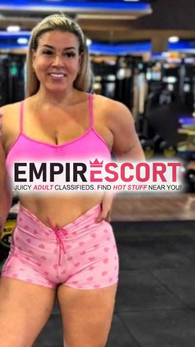 clara ferrari loirinha namoradinha do corpo natural. poucos dias por aqui.
