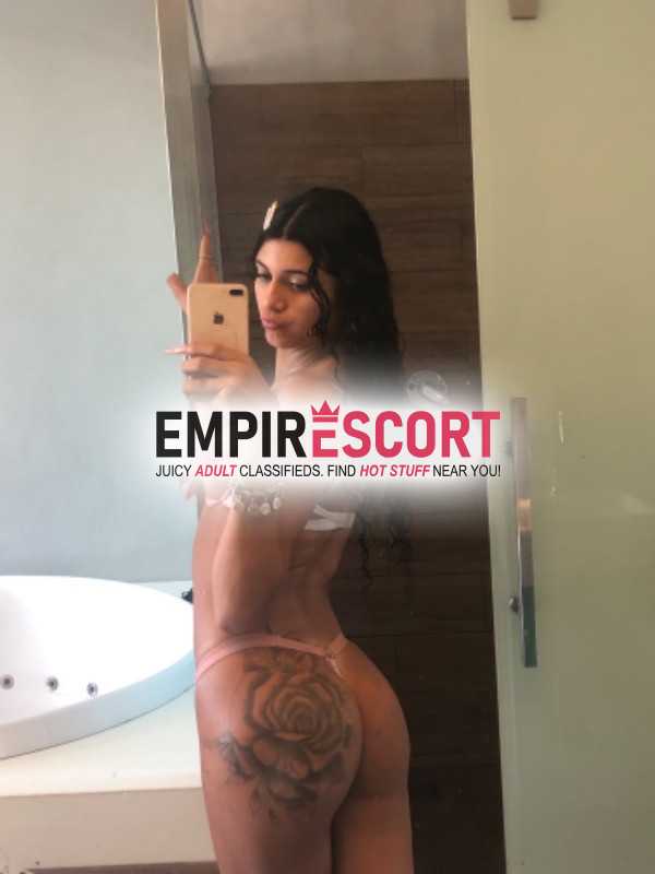 evellyn novinha trans safadinha tenho conteúdo e chamada de vídeo