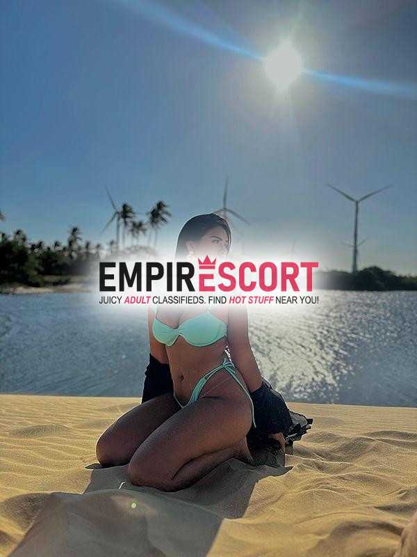 Ísis morena gostosa seios fartos