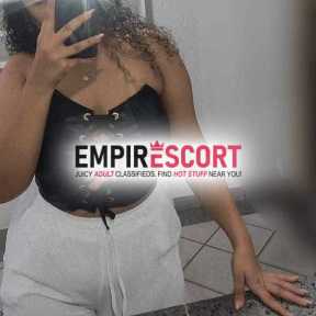 novinha cacheada do bumbum grandão vem 