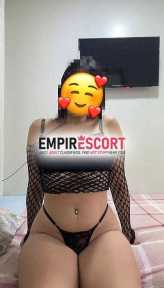 uma bbzinha disponível agora com local.