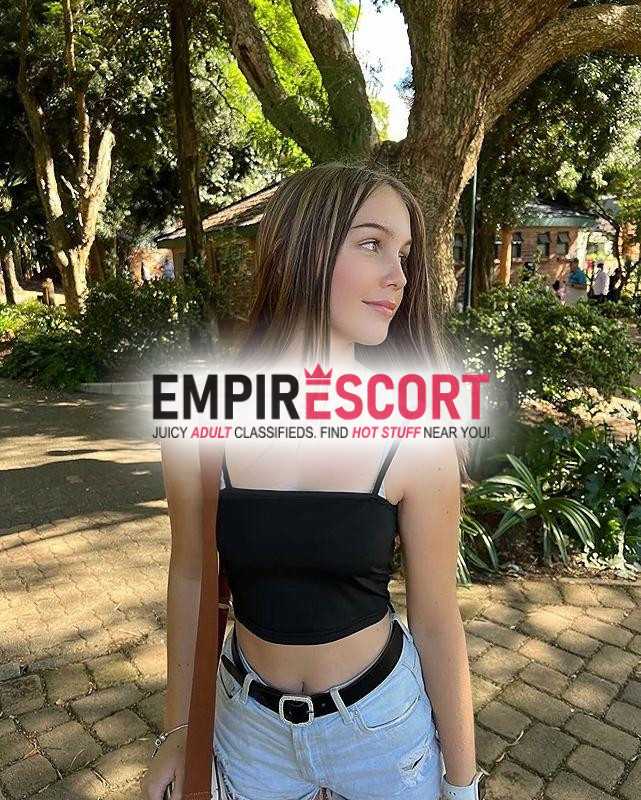 oi amores sou juju uma loirinha novinha cheia de tesao louca pra te dar gostoso