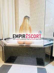 rafa sou loira linda e safada rosto delicado corpão bumbum grande cintura fina exatamente como nas fotos
