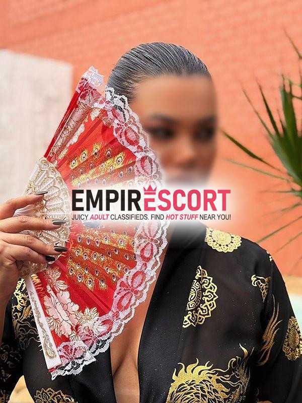 uma mestiça namoradinha perfeita pra você com local