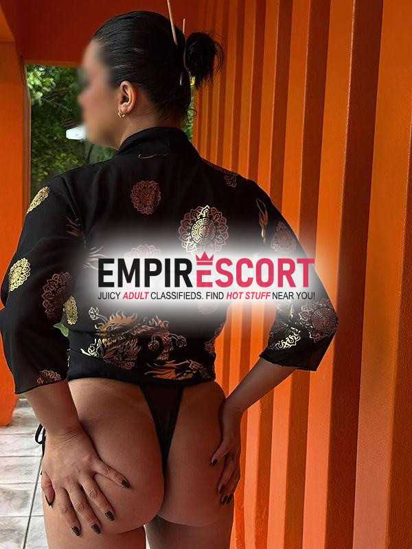 uma mestiça namoradinha perfeita pra você com local