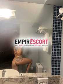 loira tatuada em penha hoje