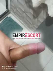 novinho tatuado olhos claros