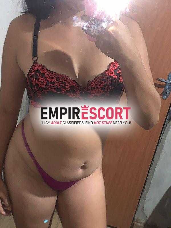 novinha linda universitária😍 disponível para saída atendo em ou hotel ou motel vou até sua residência se preferir tenho meu próprio veículo 😍😋