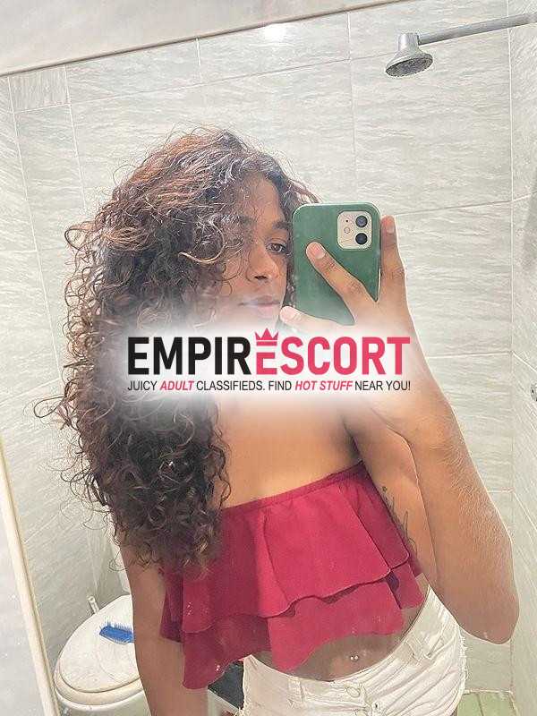 novidade na cidade 
morena fernandes 🙈