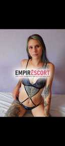 branquinha tatuada