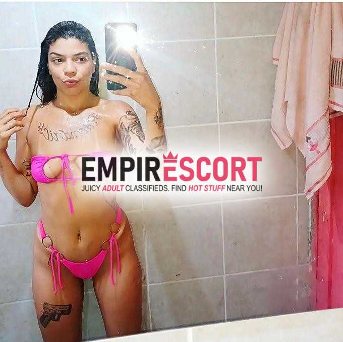 branquinha tatuada e completinha 🔥