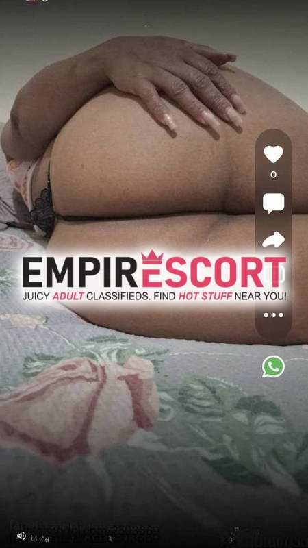 mulher educada e simpática.