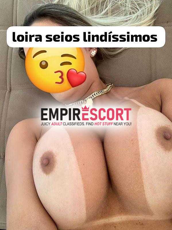 loira lindíssima seios enormes duros naturais