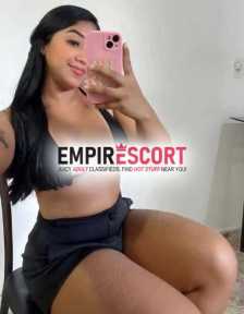 linda morena .cherosa .fogosa .que ama sentar bem gostoso .
