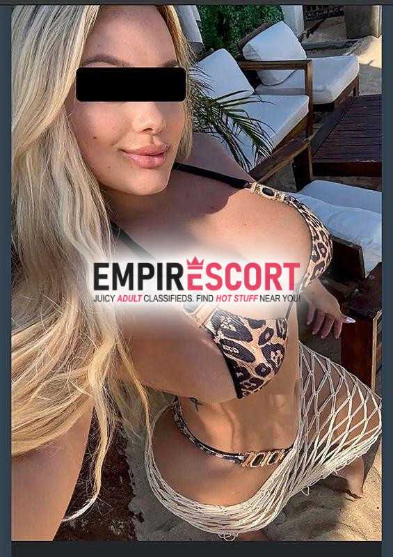 linda loira sensual discreta super meiga