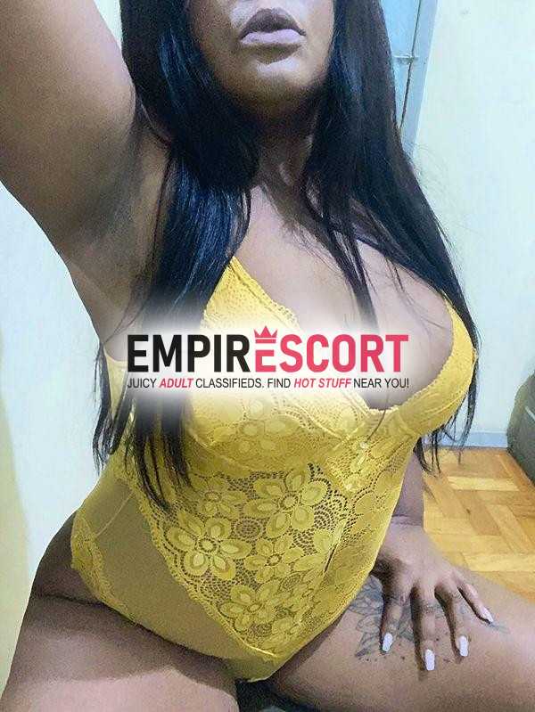 nanda mulata quente disponível