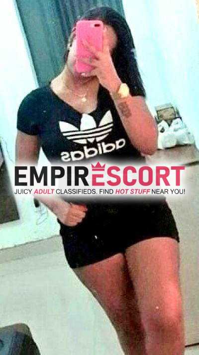 roberta sampaio uma encantadora companhia que não é profissional repleta de paixão.