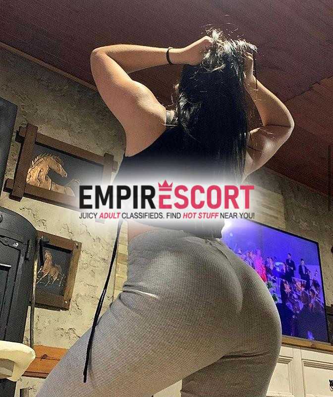 acompanhante bem tranquila com entrada de anal