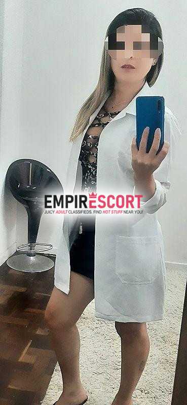 carol santosmassagista terapêutica com complemento na região do centro.