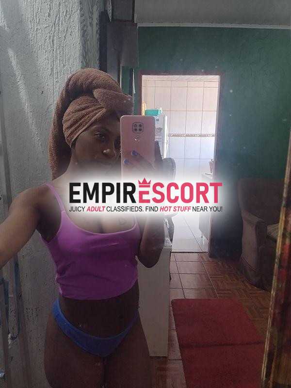 bem vindo ao nosso perfil trabalhamos em uma sala eu e minha colegaeu sou morena magra pele bem lisinha muito fogosa e super tranquila na cama mi