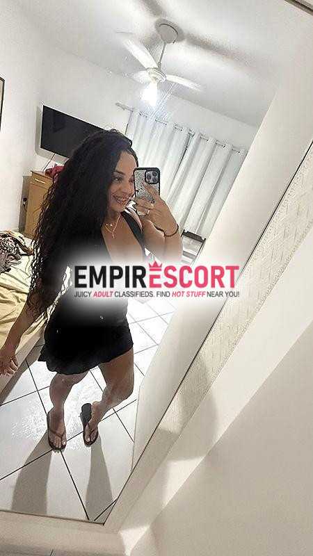 bucetinha apertadinha e oral babadinho com local 24hs 😈😈
vem vamos gozar juntos 😈
