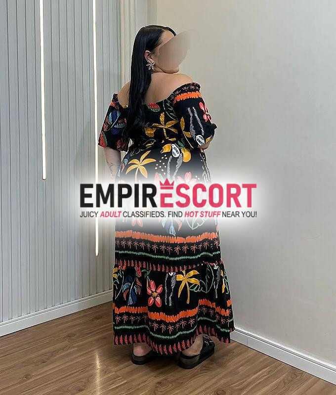 olá meu nome é patrícia sou gordinha bumbum gg trabalho com vídeo chamada vendo vídeos sensuais