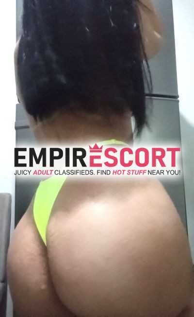 karolzinha novinha com corpo natural min com local