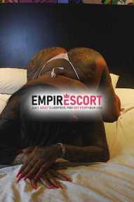 rabuda tatuada peituda gulosa