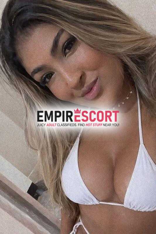 loira cavalona rabuda