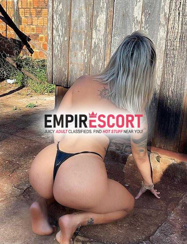 sou mesma das fotos loira baixinha e simpática
