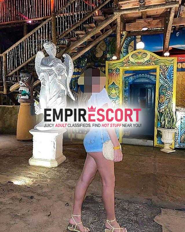 olá amores me chamo paola 🥰 venha ter um momento de prazer comigo 🤤
