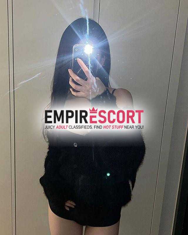 lais novinha magrinha estilo namoradinha toda linda de corpo e rosto uma bebe de 19 aninhos