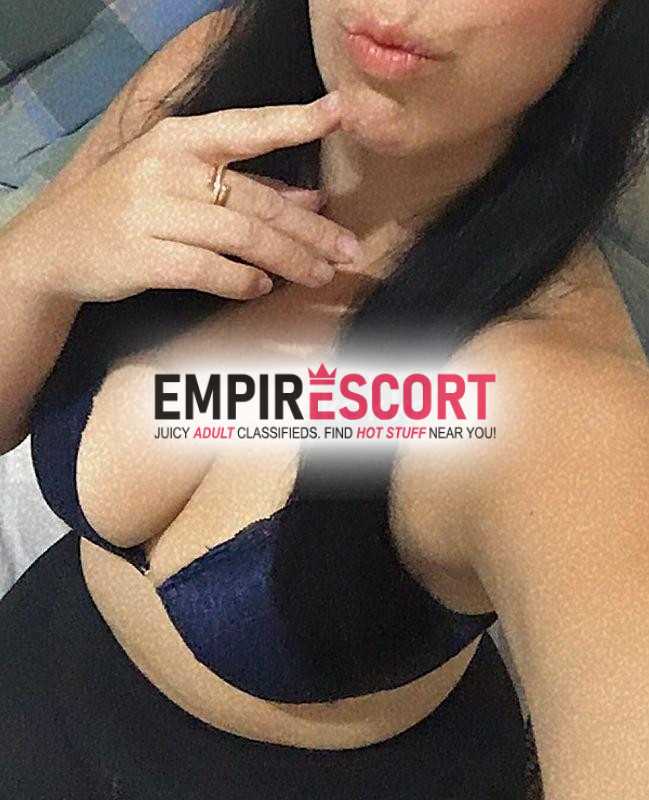 gata olhos esmeralda
