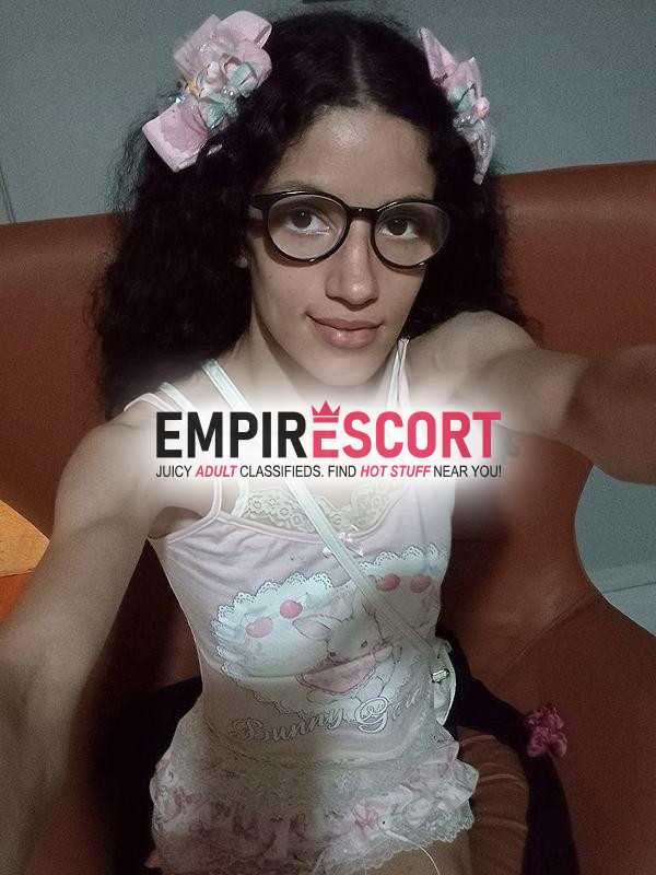 quer um pg gostoso com local e oral babado sem camisinha com uma universitária novata
