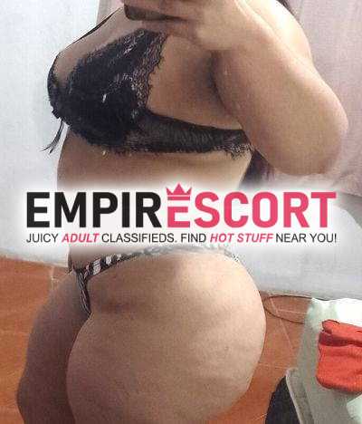 beatriz souza vem aproveitar intensamente com essa morena encantadora.