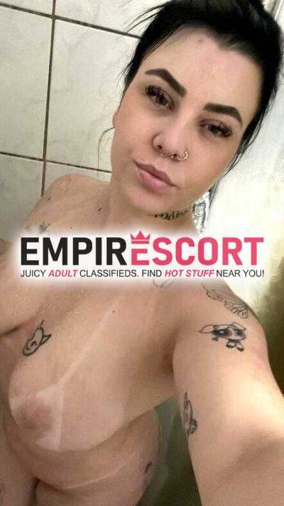bruninha safadinha pepeca tenho peitões e tatuagens belíssima.