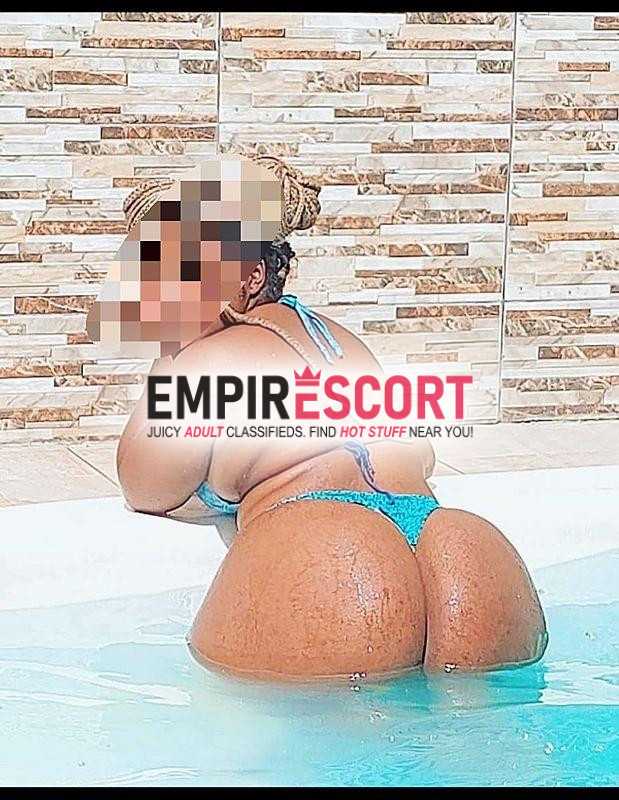 sua namoradinha sapeca louca de tesão pronta pra começar putaria