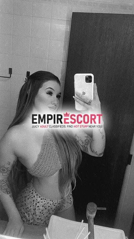 emanuelle loirinha primeira vez na cidade .