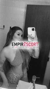 emanuelle loirinha primeira vez na cidade .