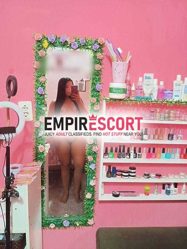 estou disponível amor com local 
faço rapidinha com oral natural beijo sem frecura
