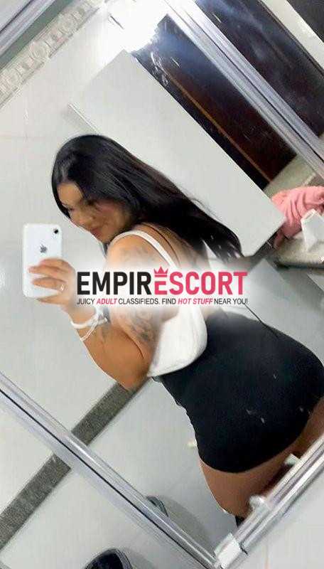 morena cheia de tesão