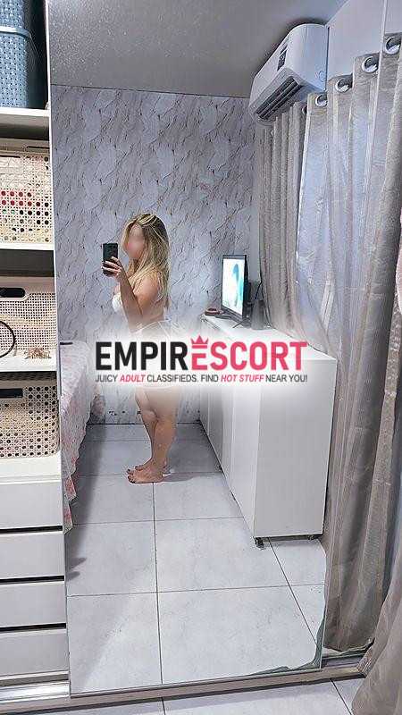 karina com local na zona leste